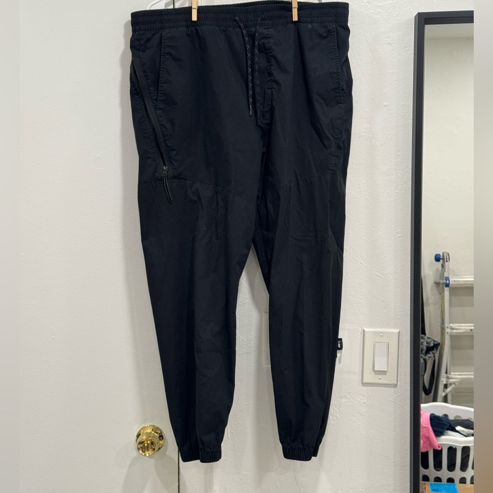 Men’s American Eagle Joggers